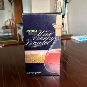 Vintage Pyrex Wine Country Decanter Pint 3116 One Pint In Box